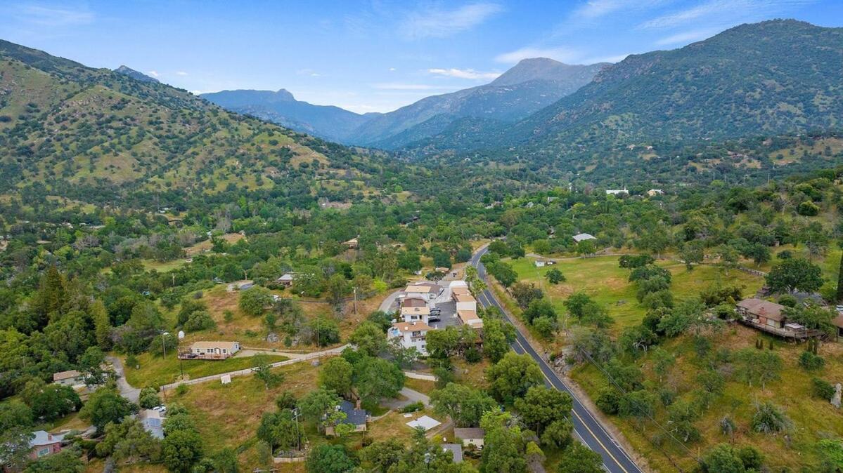 3B Hot Tub, 4Mi From Sequoia, Arcade Games, Foosball Three Rivers Exteriér fotografie